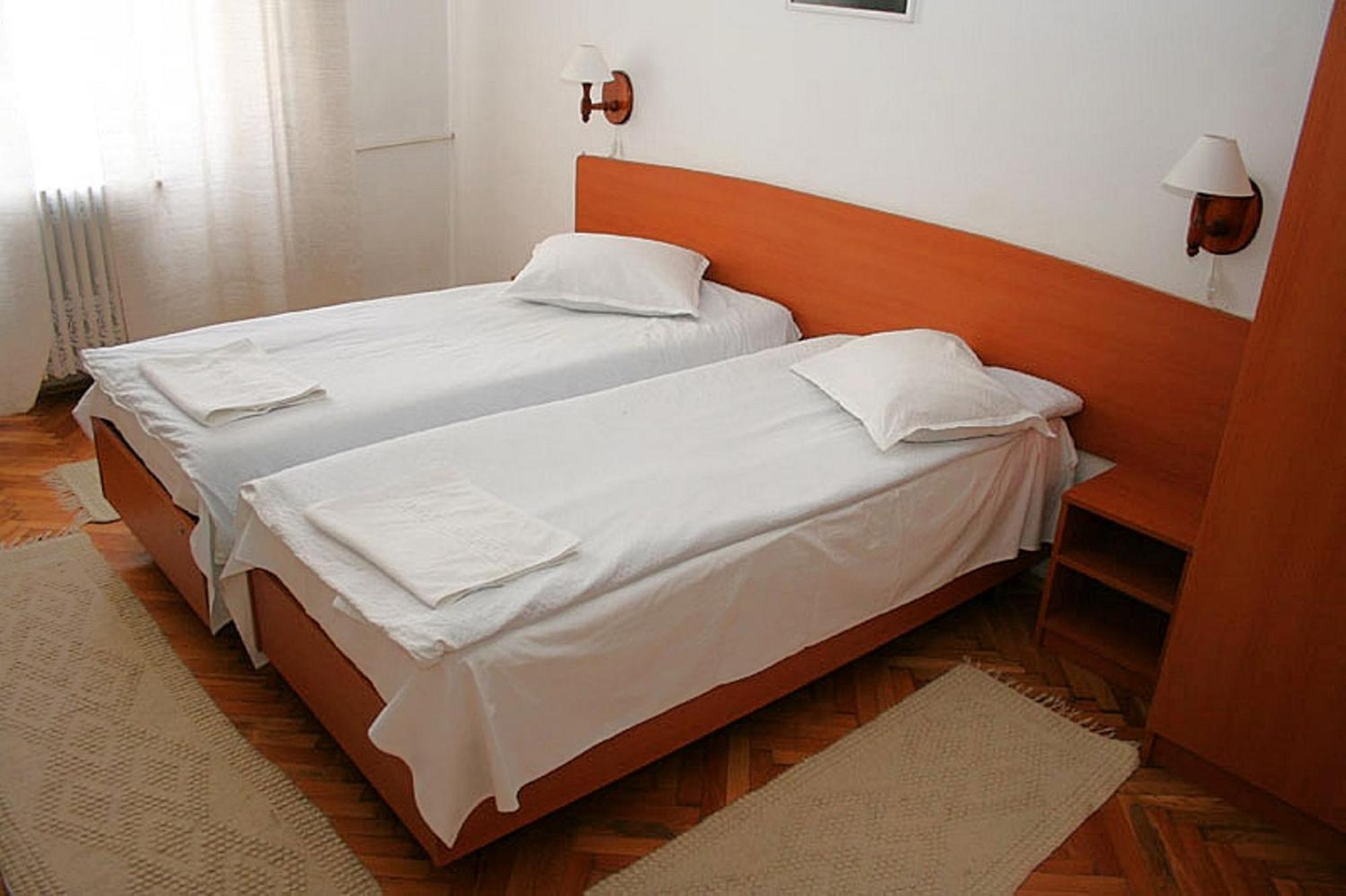 Hotel Merkur Миеркуря Чук Стая снимка