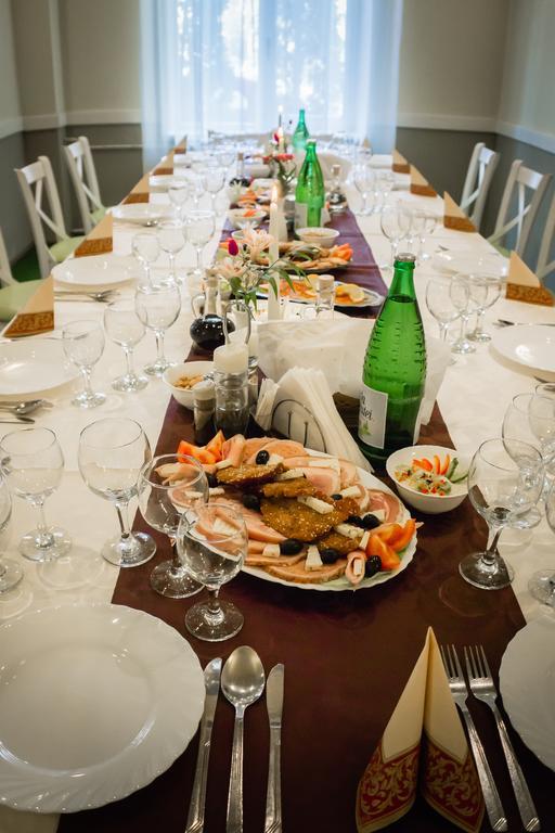 Hotel Merkur Миеркуря Чук Екстериор снимка